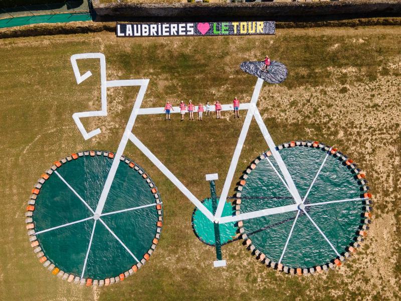 Le samedi 12 juillet 2025, Laubrières aime le Tour 